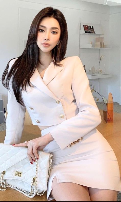偷窥中国美女XXX洗澡XXX