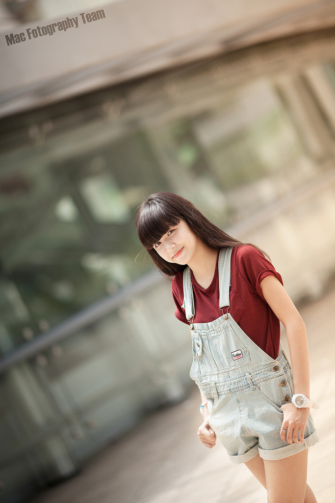 日本一卡二卡3卡四卡无卡国色天香