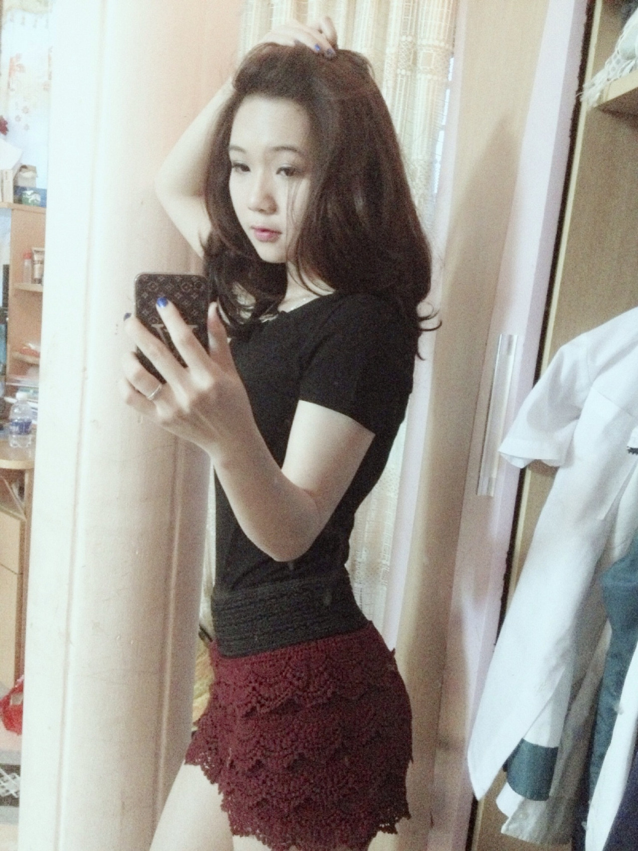又色又爽又黄的美女裸体