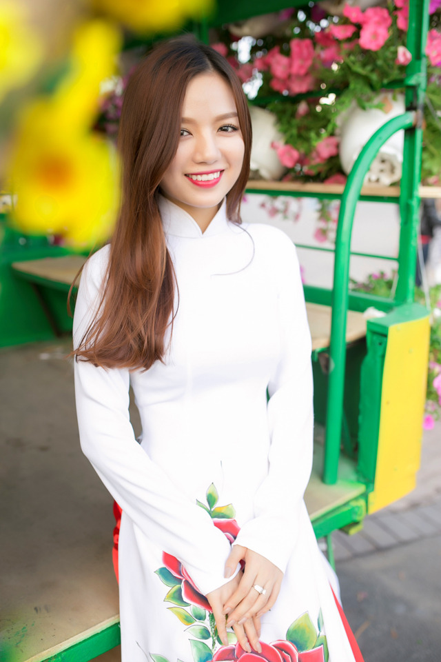 少妇人妻激情乱人伦