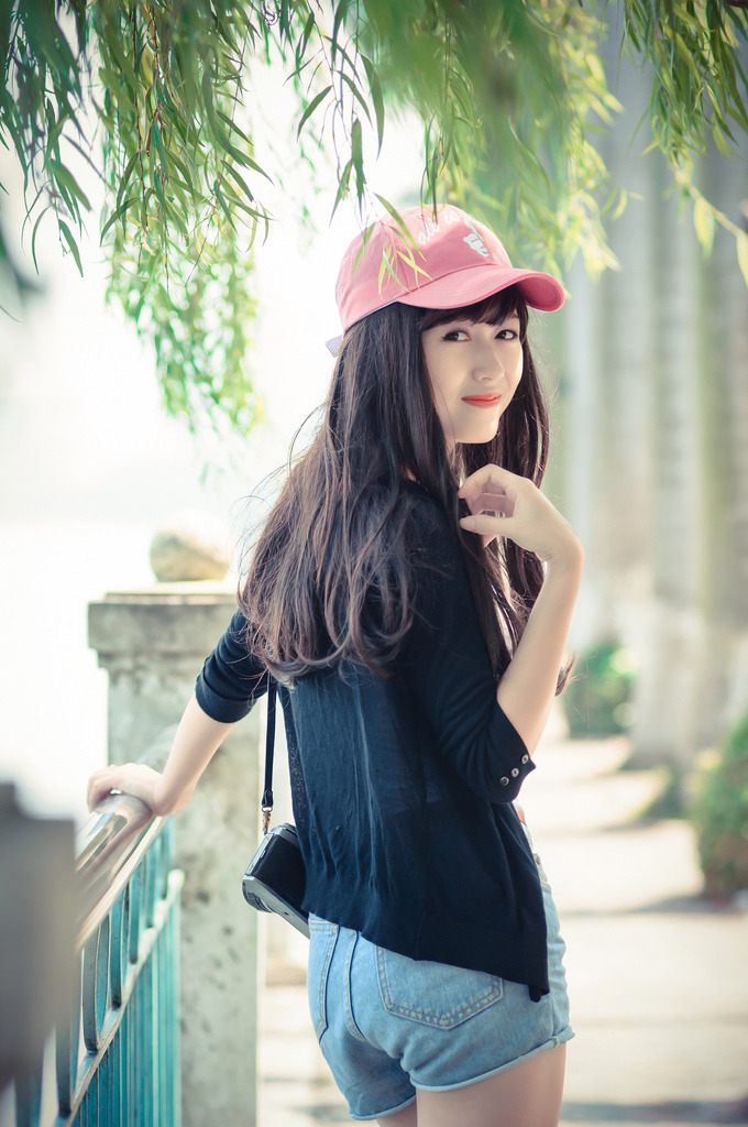 黄色免费在线播放
